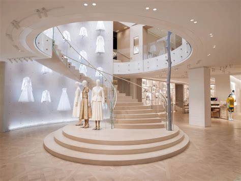 world's end è stata l'originaria boutique dior|dior designer history.